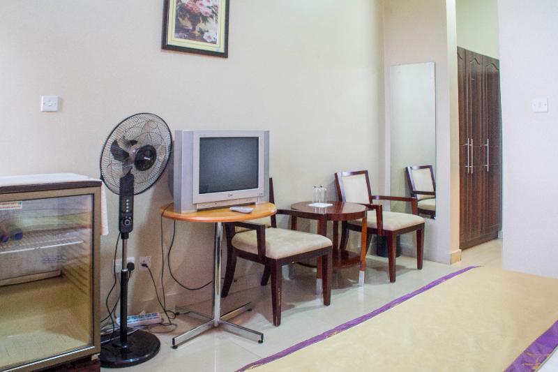 Lake View Resort Hotel Mbarara Buitenkant foto