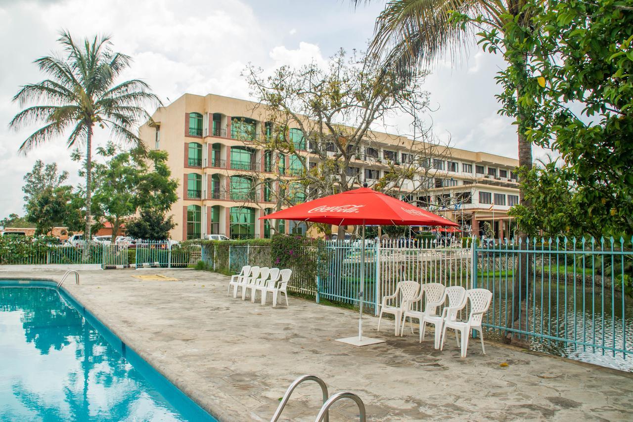 Lake View Resort Hotel Mbarara Buitenkant foto