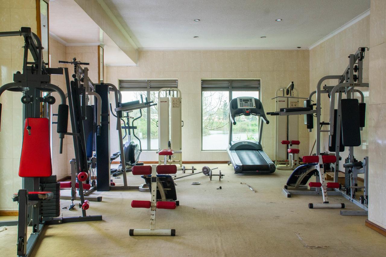 Lake View Resort Hotel Mbarara Buitenkant foto