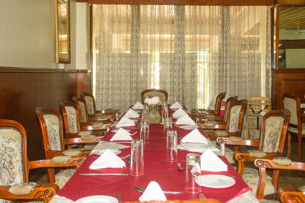 Lake View Resort Hotel Mbarara Buitenkant foto